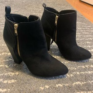 Target booties zip up